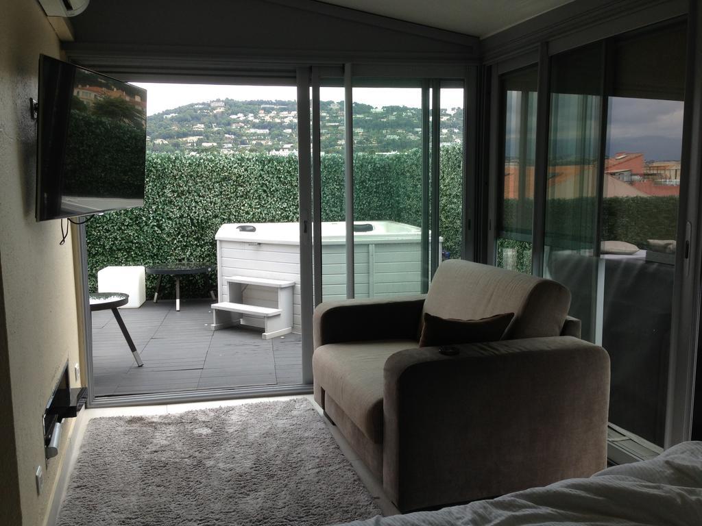 Appartement Penthouse With Jacuzzi On The Big Terrace à Cannes Extérieur photo